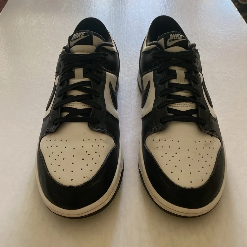 Nike Men's Dunk Low Retro Black and White Sneakers DD1391-100 Size 10.5